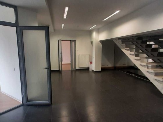 Сдам в аренду нежилое помещение под офис на Алексеевке Харків