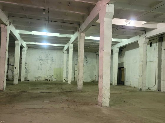 Склад з Рампою 2000 кв.м (перший поверх), пр-т Б. Хмельницького, 169 Дніпро