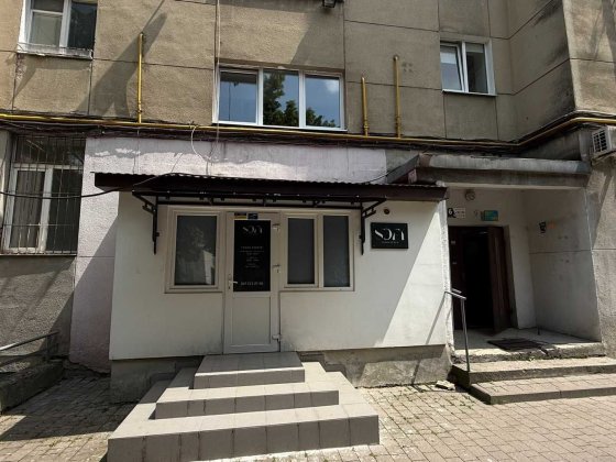 Оренда місця майстру для манікюру/візажу/тощо Львів