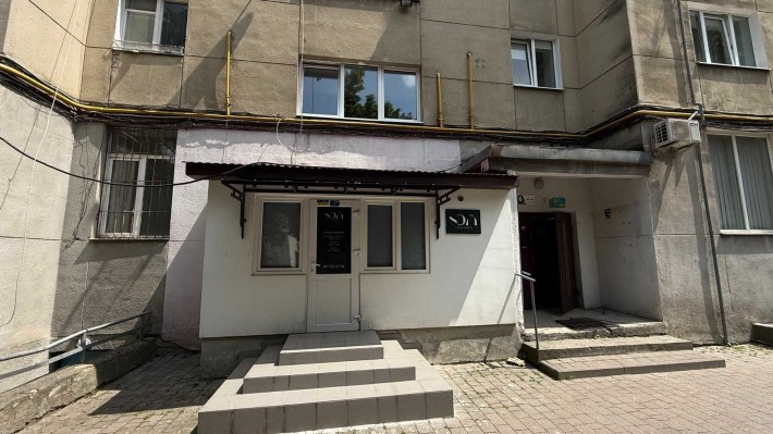 Оренда місця майстру для манікюру/візажу/тощо - фото 1