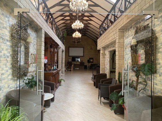 Красивейшее помещение 600 кв м с высоким потолком. Центр города Одесса