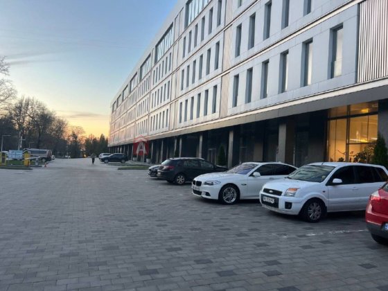 Оренда нового офісу 80м2 в БЦ Комфорт Сіті Дніпро
