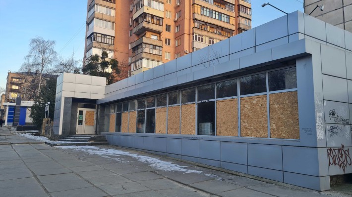 Аренда под магазин или др.коммерцию 263 м2, ул. Новгородская, 14 - фото 1