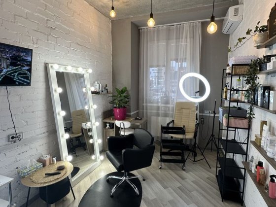 Место в аренду парикмахеру Харків