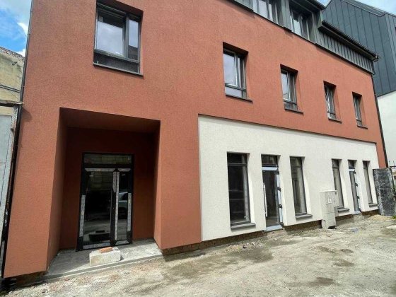 Оренда 3 поверхового комерційного приміщення вул.Богдана Хмельницького Львов