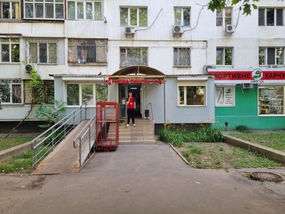 Сдам в аренду магазин на Королева 19 Одеса