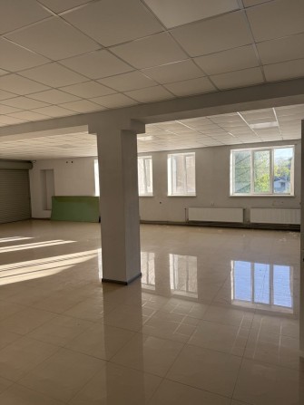 Аренда помещерия под магазин,склад,офис,не грязное производство. - фото 1