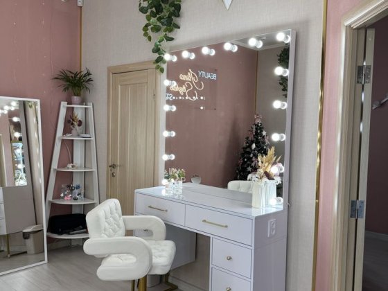 Оренда гримерного дзеркала Миколаїв