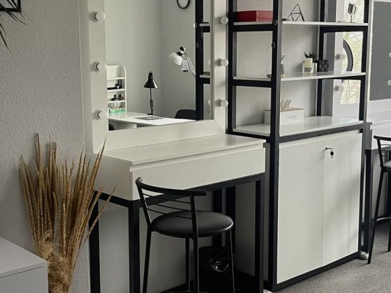 Робоче місце для бровіста або візажиста Миколаїв