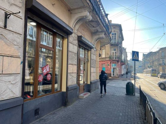 Оренда приміщення по вул. Франка перехрестя з вул.  Саксаганського Львов