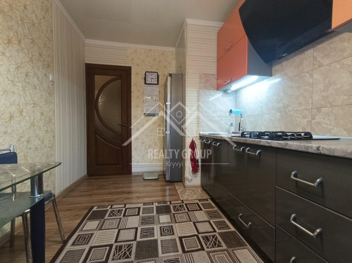 3к квартира з меблями та технікою на Гірницькому - фото 1