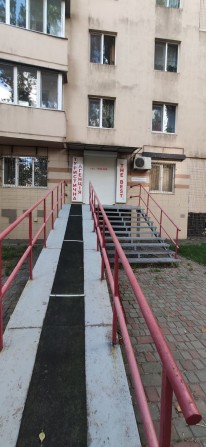 Сдам  фасадное помещение  на ул.Заболотного/Днепродорога - фото 1