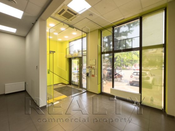 Оренда фасадного приміщення у центрі міста 175,8м2 Одеса