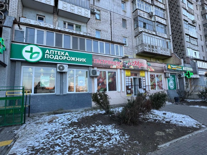 Мкрн Північний Архітектора Старова 116 кв.м. фасад прохідняк - фото 1