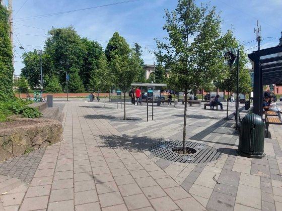 оренда  магазину  вул  С БАНДЕРИ  34   м кв  + підвал Львів