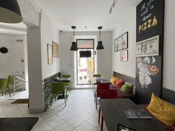 Оренда фасадного приміщення по вул.Франка Львов