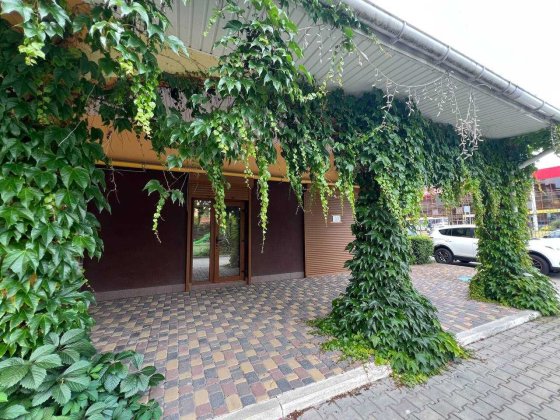 Оренда комерційного приміщення з ремонтом та меблями Софіївська Борщагівка