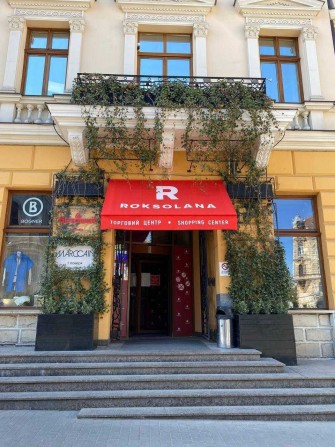 Оренда торгової площі в центрі Львова - фото 1
