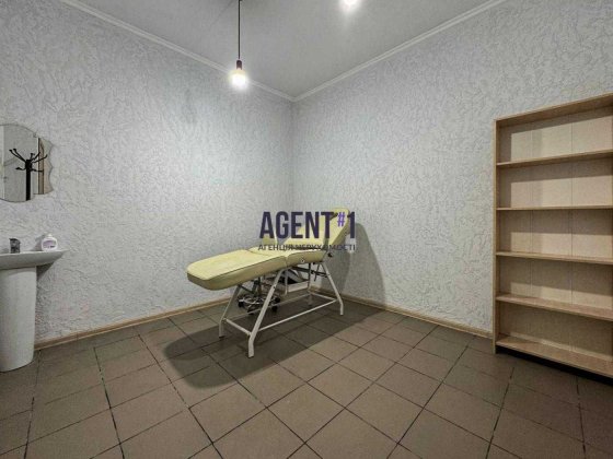 Оренда приміщення з ремонтом 11 кв.м. у ЖК Львівський. Петропавловская Борщаговка