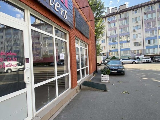 Оренда нежитлового приміщення ЖК "Львівський" Петропавловская Борщаговка