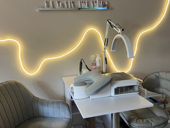 Майстер манікюра , оренда Петропавловская Борщаговка