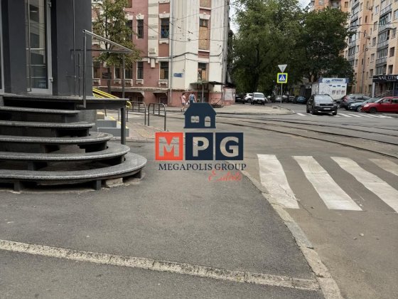 Оренда / Торгівельна площа / вул. Миколи Хвильового, Центр, Харків Харьков