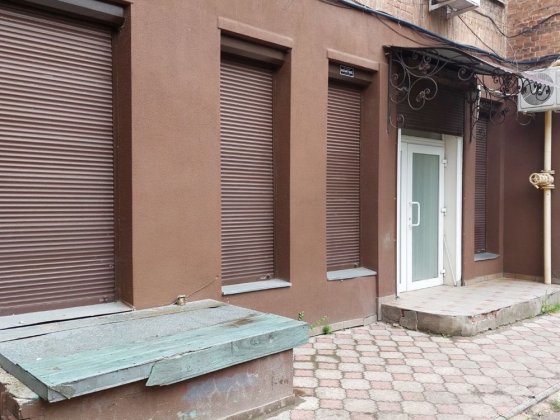 Здаєтся  салон м.Історичний музей, ХАТОБ Харків