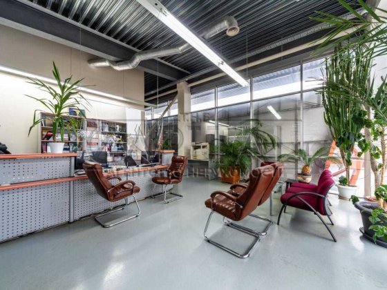 Оренда торгово офісного приміщення 1100м2 КиєвоСвятошинський район Петропавловская Борщаговка