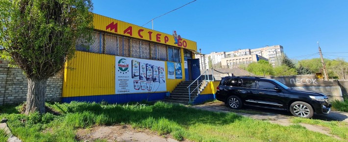 Оренда приміщення. 147 кв.м. Вул. Торгова. - фото 1