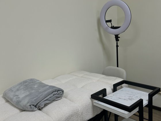 Оренда робочого місця майстра нарощення вій Львів Львов