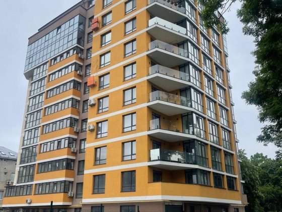 Оренда фасадного приміщення у новобудові , вул Виговського Львов