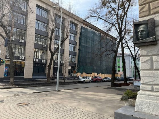 Оренда приміщення 308м2/м. Наукова/ перехрестя Є.Єніна та пр-кт Науки Харьков