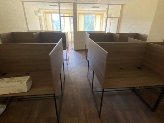 Здам офіс с меблями біля метро Ботанічний сад Харків