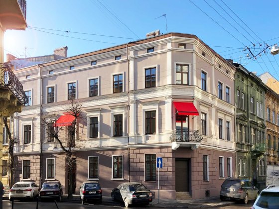 Комерційна нерухомість на Левицького 4-й пов Львов