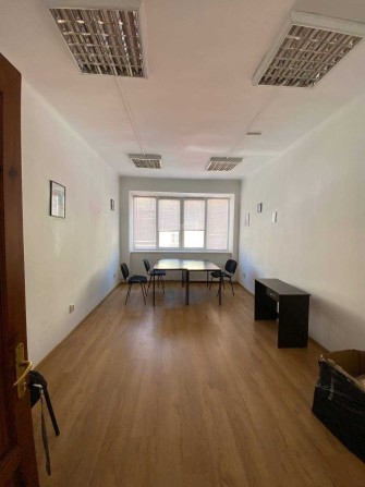 Оренда офісного приміщення 20м2 в центрі. вул. Шпитальна - фото 1