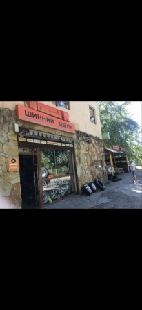 Шиномонтаж з автомагазином на пр. Чорновола 45 а з парковкою на 7 авто - фото 1