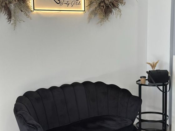 Здам в оренду місце майстру манікюра/педикюра зі всім обладнанням Цент Одеса