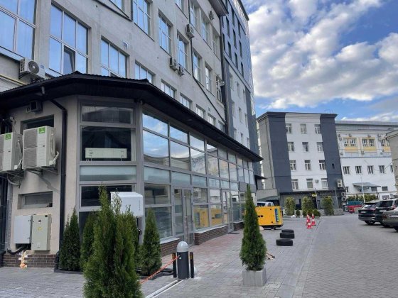 Оренда комерційного приміщення по вул. Кульпарківській Львів