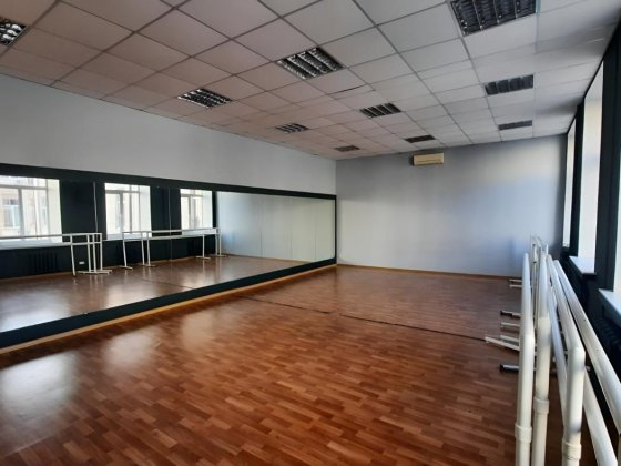 Студія танців та фітнесу 355м2 метро Конституції Харьков