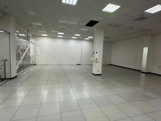 Оренда торгівельного приміщення 140 м2 в ТЦ Авангард Харків