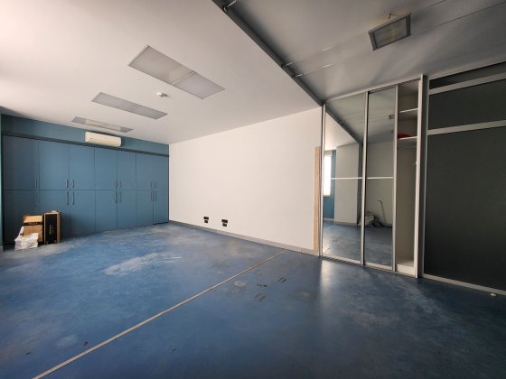 Сдам офис возле м.Бот Сад Павлово Поле Пер.О.Яроша новострой! Харків