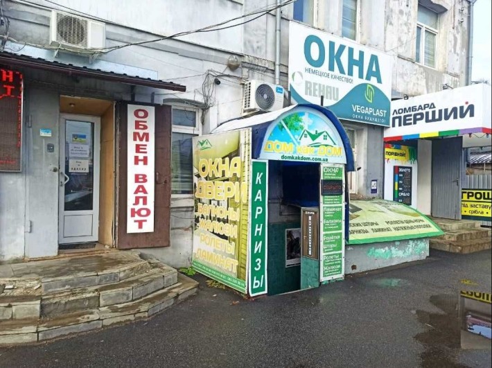 Сдам помещение 90м2! Конный рынок! Красная линия! - фото 1