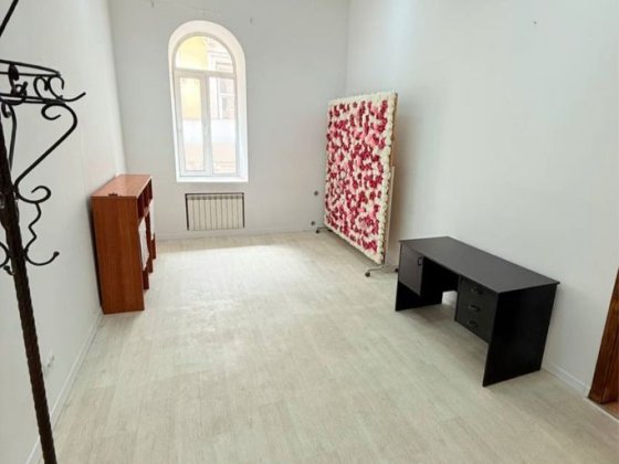 Здам офіс в 1 хвилині від  метро Історичний музей Харків