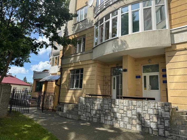ТЕРМІНОВО!!!ОРЕНДА в новобудові офісного приміщення вул.ЮНАКІВА - фото 1