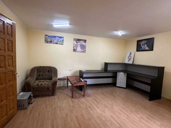 Оренда офісного приміщення 30 м2 вул. Радість ( біля вул. Зелена) Львів