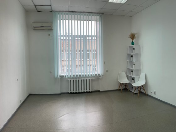 Оренда приміщення 26,3 кв.м., 3400 грн. кв.м., метро Ботанічний сад Харків