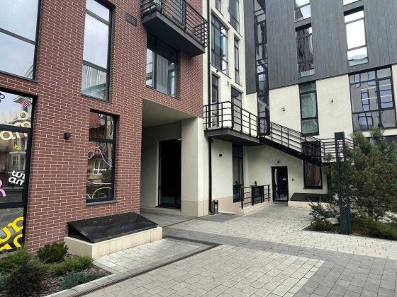 Оренда приміщення в бізнес центрі Seven-G. Львов