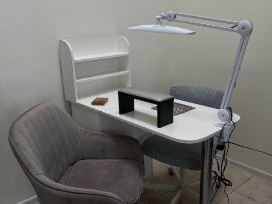 Сдам рабочее место для маникюра Харьков