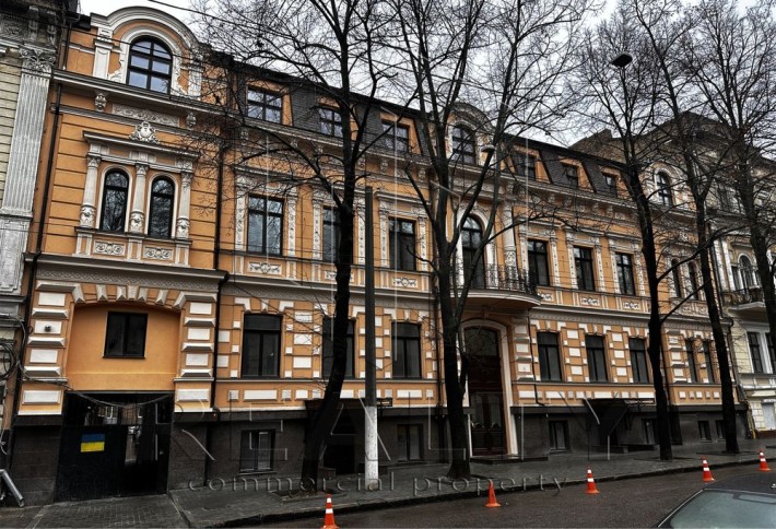 Сдам офис 430м.кв в центре на Садовой. Кабинетная система. - фото 1