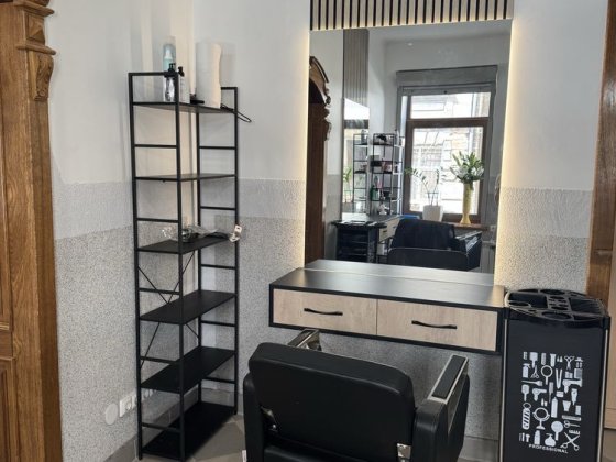 Оренда робочого місця перукаря Львов